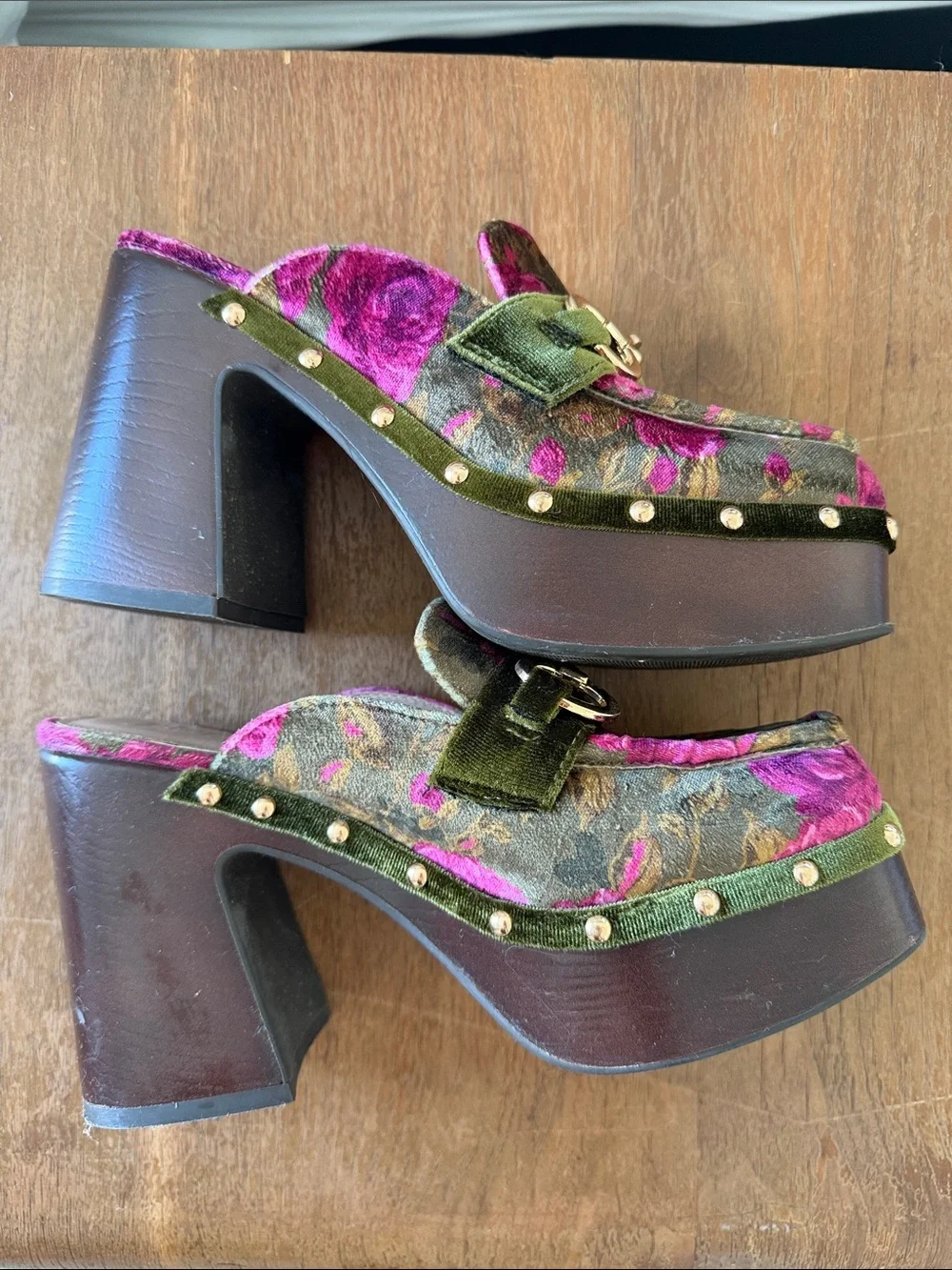 Betsey Johnson Pink & Olive Floral Velvet Mules with Gold Hardware - Picture 3 of 5